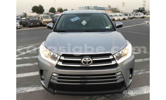 Acheter Import Voiture Toyota Highlander Autre à Import - Dubai, Togo Acheter Import Voiture Toyota Highlander Autre à Import - Dubai, Togo