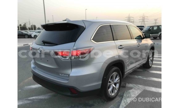 Acheter Import Voiture Toyota Highlander Autre à Import - Dubai, Togo Acheter Import Voiture Toyota Highlander Autre à Import - Dubai, Togo