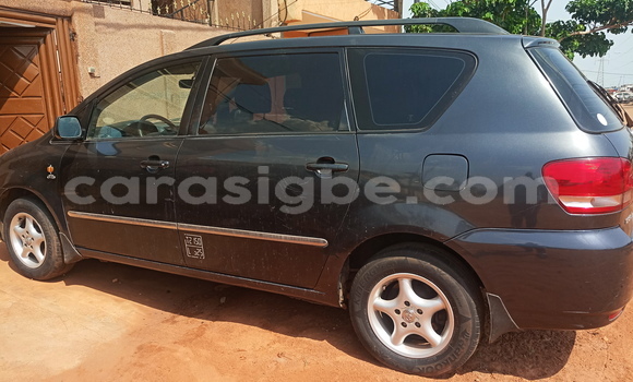 Acheter Occasion Voiture Toyota Avensis Verso Noir à Lomé, Maritime Acheter Occasion Voiture Toyota Avensis Verso Noir à Lomé, Maritime
