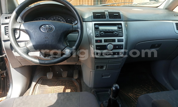 Acheter Occasion Voiture Toyota Avensis Verso Noir à Lomé, Maritime Acheter Occasion Voiture Toyota Avensis Verso Noir à Lomé, Maritime