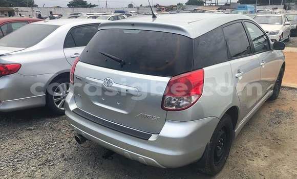 Acheter Occasion Voiture Toyota Matrix Gris à Lomé, Togo Acheter Occasion Voiture Toyota Matrix Gris à Lomé, Togo