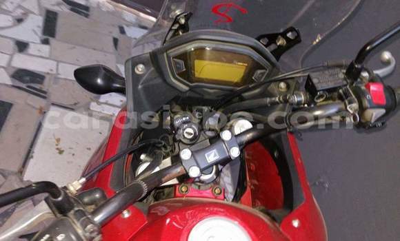 Buy Used Honda CBR 1000 RR Red Bike in Lome in Togo Buy Used Honda CBR 1000 RR Red Bike in Lome in Togo
