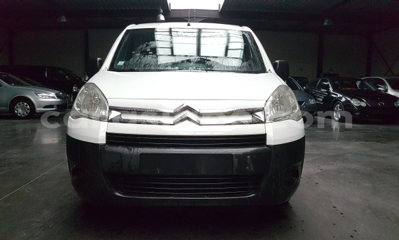 Acheter Occasion Utilitaire Citroen Berlingo Blanc à Dékon, Togo