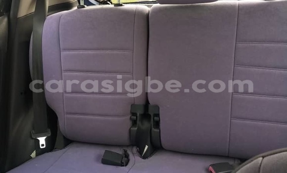 Acheter Occasion Voiture Toyota Yaris Bleu à Lomé, Togo Acheter Occasion Voiture Toyota Yaris Bleu à Lomé, Togo