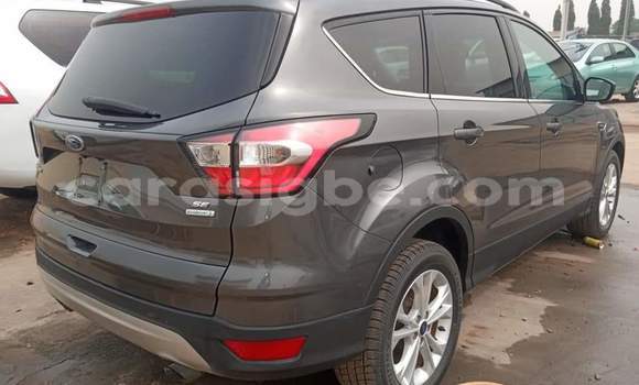 Acheter Occasion Voiture Ford Escape Gris à Lomé, Togo Acheter Occasion Voiture Ford Escape Gris à Lomé, Togo