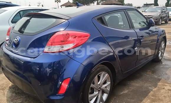 Acheter Import Voiture Hyundai Veloster Bleu à Lomé, Togo Acheter Import Voiture Hyundai Veloster Bleu à Lomé, Togo