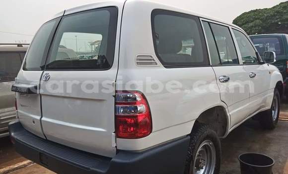 Acheter Occasion Voiture Toyota Land Cruiser Vert à Lomé, Maritime Acheter Occasion Voiture Toyota Land Cruiser Vert à Lomé, Maritime