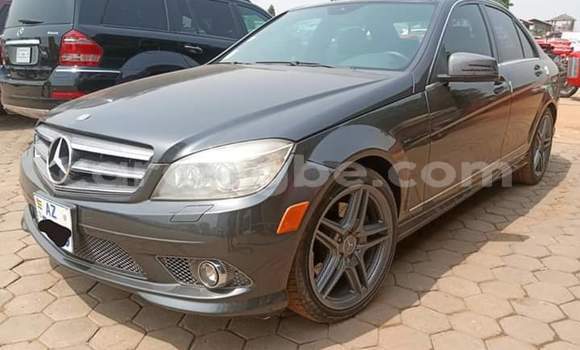 Buy Import Mercedes‒Benz C–Class Brown Car in Lome in Togo Buy Import Mercedes‒Benz C–Class Brown Car in Lome in Togo