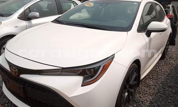 Buy Import Toyota Corolla White Car in Lome in Togo Buy Import Toyota Corolla White Car in Lome in Togo
