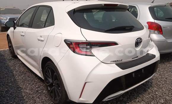 Acheter Occasion Voiture Toyota Corolla Blanc à Lomé, Maritime Acheter Occasion Voiture Toyota Corolla Blanc à Lomé, Maritime