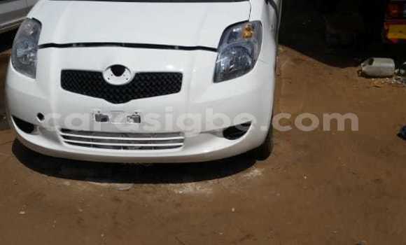 Acheter Occasion Voiture Toyota Yaris Blanc à Lomé, Maritime Acheter Occasion Voiture Toyota Yaris Blanc à Lomé, Maritime
