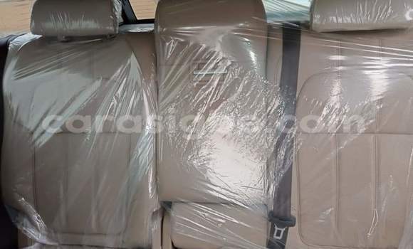 Acheter Occasion Voiture Land Rover Range Rover Sport Rouge à Lomé, Maritime Acheter Occasion Voiture Land Rover Range Rover Sport Rouge à Lomé, Maritime