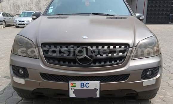 Buy Import Mercedes‒Benz ML–Class Brown Car in Lome in Togo Buy Import Mercedes‒Benz ML–Class Brown Car in Lome in Togo