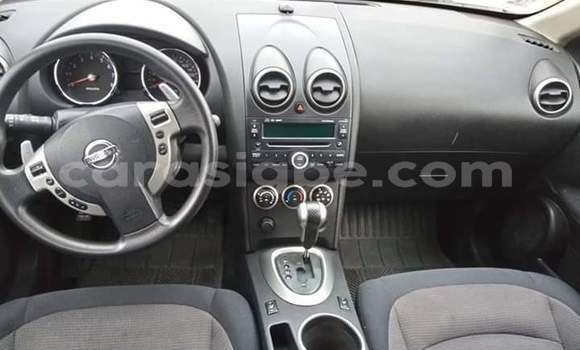 Buy Import Nissan Rogue White Car in Lome in Togo Buy Import Nissan Rogue White Car in Lome in Togo
