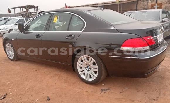 Acheter Occasion Voiture BMW 700 Noir à Lomé, Togo Acheter Occasion Voiture BMW 700 Noir à Lomé, Togo