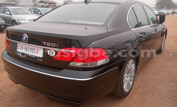 Acheter Occasion Voiture BMW 700 Noir à Lomé, Togo Acheter Occasion Voiture BMW 700 Noir à Lomé, Togo