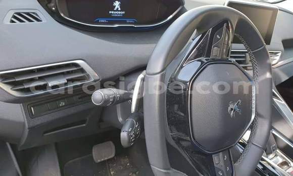 Acheter Occasion Voiture Peugeot 5008 Blanc à Lomé, Togo Acheter Occasion Voiture Peugeot 5008 Blanc à Lomé, Togo