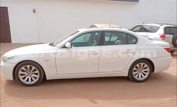 Buy Used BMW 5–Series White Car in Lome in Togo Buy Used BMW 5–Series White Car in Lome in Togo