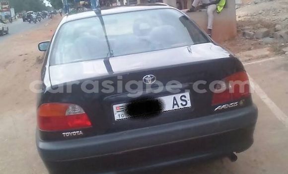 Acheter Occasion Voiture Toyota Avensis Noir à Adawlato au Togo Acheter Occasion Voiture Toyota Avensis Noir à Adawlato au Togo