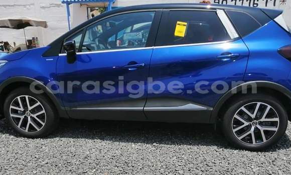 Acheter Occasion Voiture Renault Captur Rouge à Lomé, Togo Acheter Occasion Voiture Renault Captur Rouge à Lomé, Togo