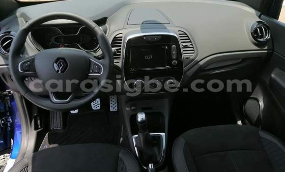 Acheter Occasion Voiture Renault Captur Rouge à Lomé, Togo Acheter Occasion Voiture Renault Captur Rouge à Lomé, Togo