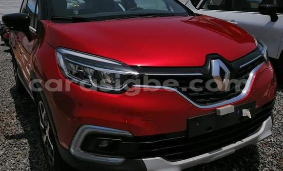 Acheter Occasion Voiture Renault Captur Rouge à Lomé, Togo Acheter Occasion Voiture Renault Captur Rouge à Lomé, Togo