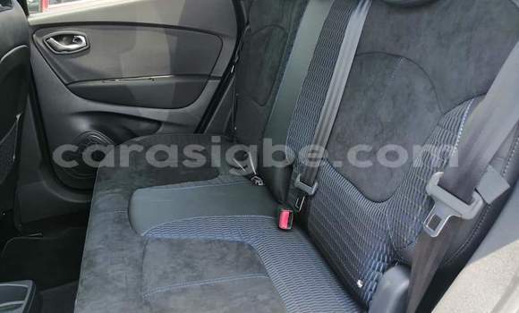 Acheter Occasion Voiture Renault Captur Rouge à Lomé, Togo Acheter Occasion Voiture Renault Captur Rouge à Lomé, Togo