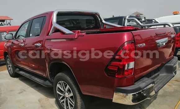 Buy Used Toyota Hilux Red Car in Lome in Togo Buy Used Toyota Hilux Red Car in Lome in Togo