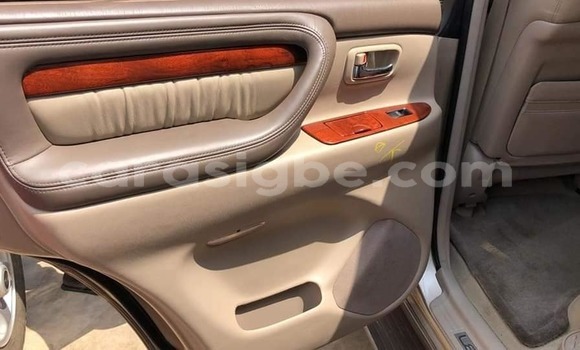 Buy Used Lexus LX 450 Beige Car in Lome in Togo Buy Used Lexus LX 450 Beige Car in Lome in Togo