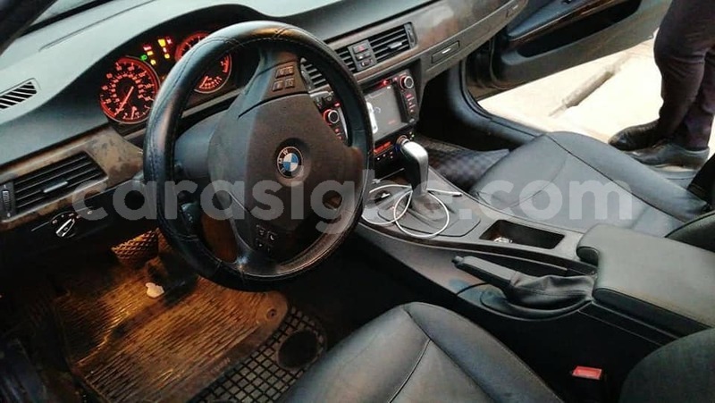 Big with watermark bmw 3%e2%80%93series togo lom%c3%a9 4950
