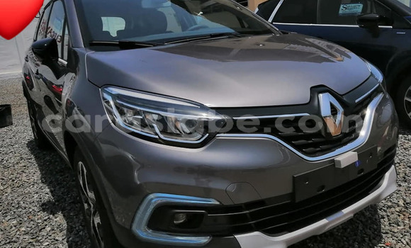 Buy Used Renault Captur Other Car in Lome in Togo Buy Used Renault Captur Other Car in Lome in Togo