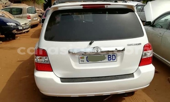 Buy Used Toyota Highlander White Car in Lome in Togo Buy Used Toyota Highlander White Car in Lome in Togo