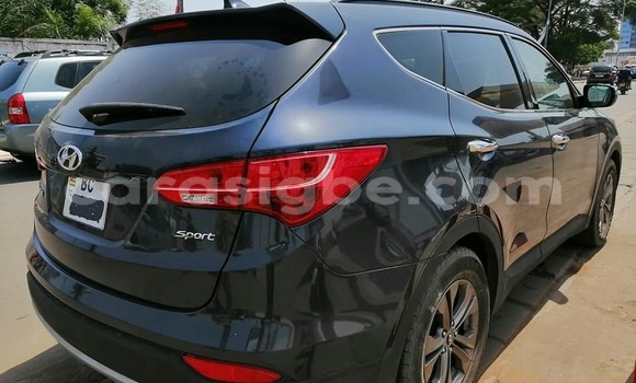 Buy Used Hyundai Santa Fe Blue Car in Lome in Togo Buy Used Hyundai Santa Fe Blue Car in Lome in Togo