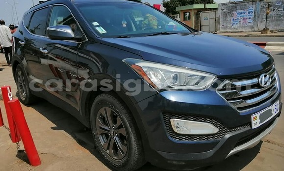 Buy Used Hyundai Santa Fe Blue Car in Lome in Togo Buy Used Hyundai Santa Fe Blue Car in Lome in Togo