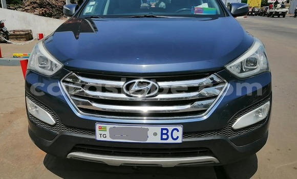 Buy Used Hyundai Santa Fe Blue Car in Lome in Togo Buy Used Hyundai Santa Fe Blue Car in Lome in Togo