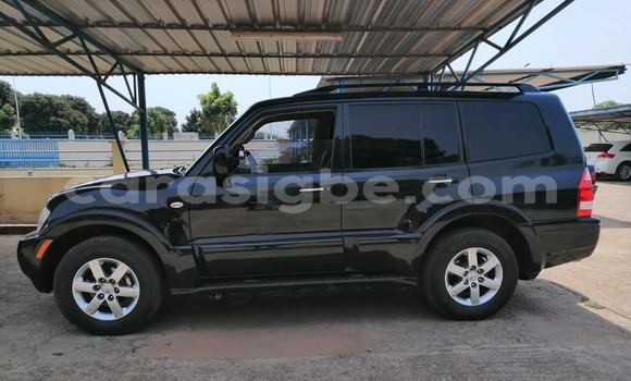 Buy Used Mitsubishi Pajero Black Car in Lome in Togo Buy Used Mitsubishi Pajero Black Car in Lome in Togo
