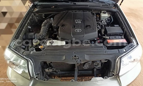 Buy Used Toyota 4Runner Beige Car in Lome in Togo Buy Used Toyota 4Runner Beige Car in Lome in Togo