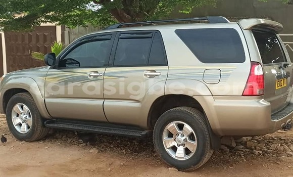 Buy Used Toyota 4Runner Beige Car in Lome in Togo Buy Used Toyota 4Runner Beige Car in Lome in Togo