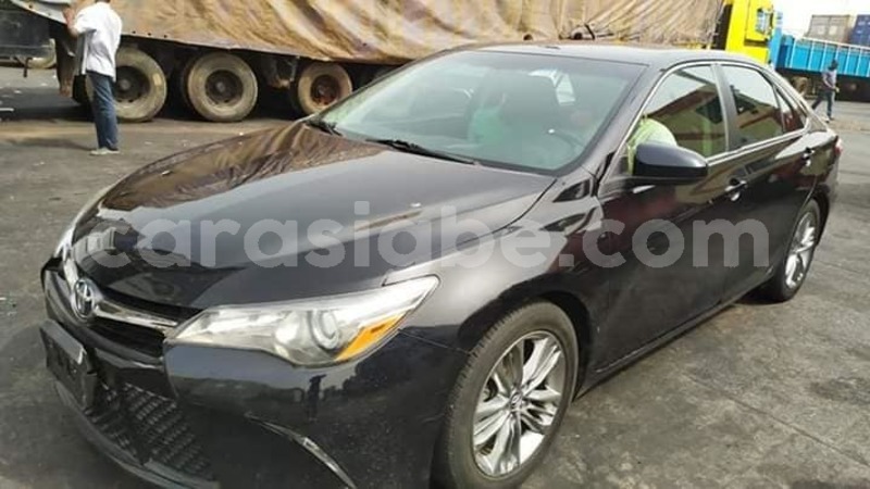 Big with watermark toyota camry togo lom%c3%a9 4963