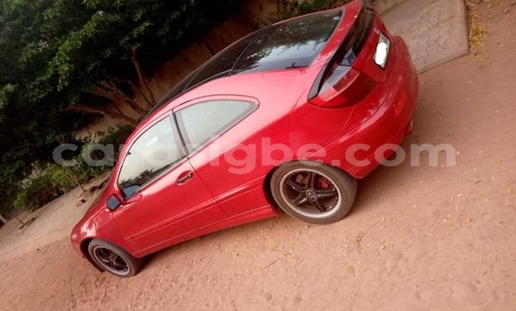 Buy Used Mercedes‒Benz C–Class Red Car in Lome in Togo Buy Used Mercedes‒Benz C–Class Red Car in Lome in Togo