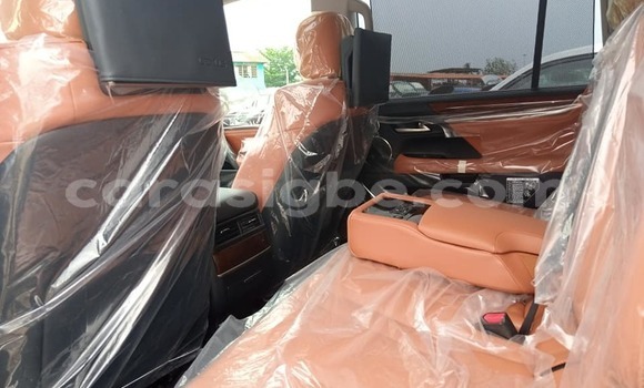 Buy Used Lexus LX 570 Black Car in Lome in Togo Buy Used Lexus LX 570 Black Car in Lome in Togo