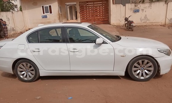Buy Used BMW 5–Series White Car in Lome in Togo Buy Used BMW 5–Series White Car in Lome in Togo
