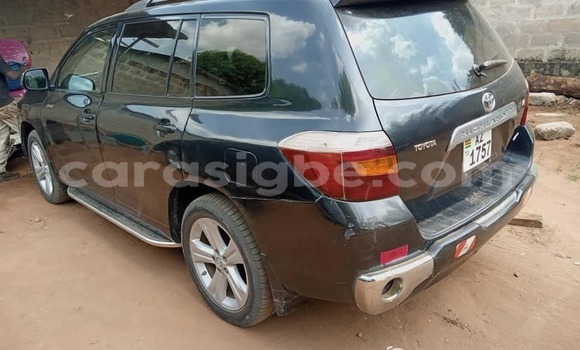 Buy Used Toyota Highlander Black Car in Lome in Togo Buy Used Toyota Highlander Black Car in Lome in Togo