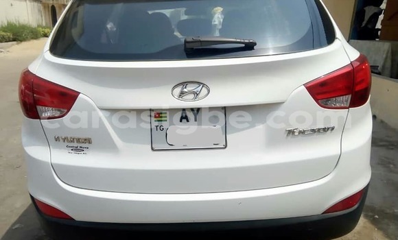 Buy Used Hyundai Tucson White Car in Lome in Togo Buy Used Hyundai Tucson White Car in Lome in Togo