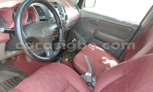 Buy Used Toyota Hilux White Car in Lome in Togo Buy Used Toyota Hilux White Car in Lome in Togo