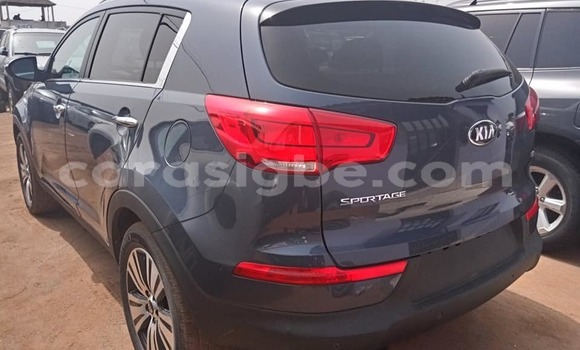 Buy Used Kia Sportage Blue Car in Lome in Togo Buy Used Kia Sportage Blue Car in Lome in Togo