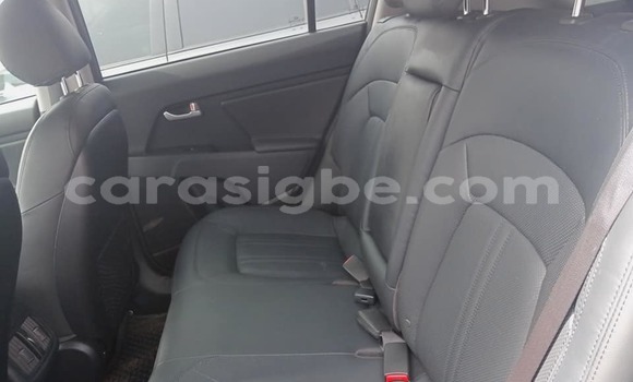 Buy Used Kia Sportage Blue Car in Lome in Togo Buy Used Kia Sportage Blue Car in Lome in Togo