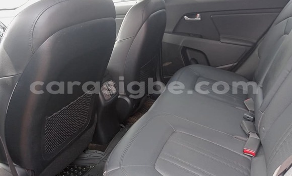 Buy Used Kia Sportage Blue Car in Lome in Togo Buy Used Kia Sportage Blue Car in Lome in Togo