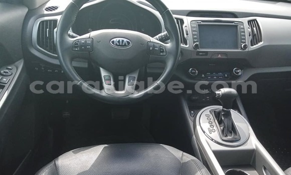 Buy Used Kia Sportage Blue Car in Lome in Togo Buy Used Kia Sportage Blue Car in Lome in Togo