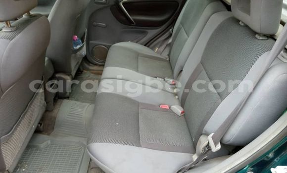 Acheter Occasion Voiture Toyota RAV4 Vert à Lomé, Togo Acheter Occasion Voiture Toyota RAV4 Vert à Lomé, Togo